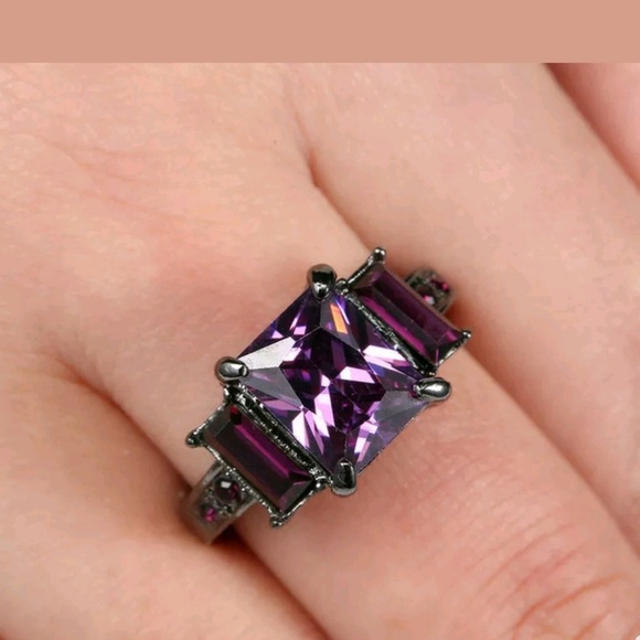 Purple Amethyst Crystal CZ  black Gold Filled - Picture 1 of 3
